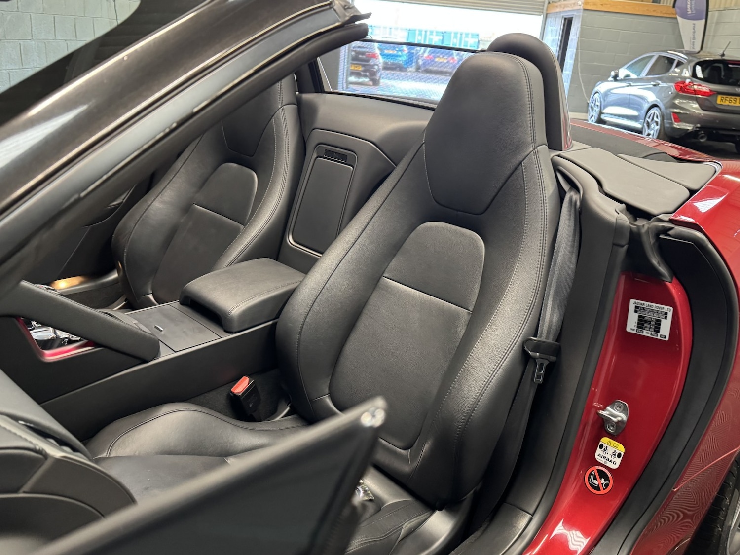 Used Jaguar F-Type 2013 for sale - 77310687: Photo 41