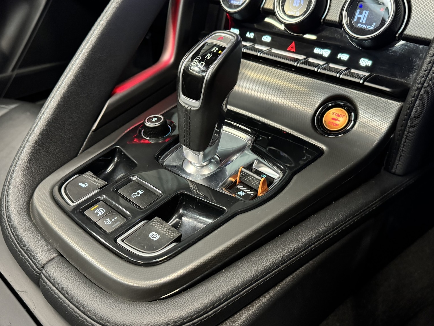 Used Jaguar F-Type 2013 for sale - 77310687: Photo 44