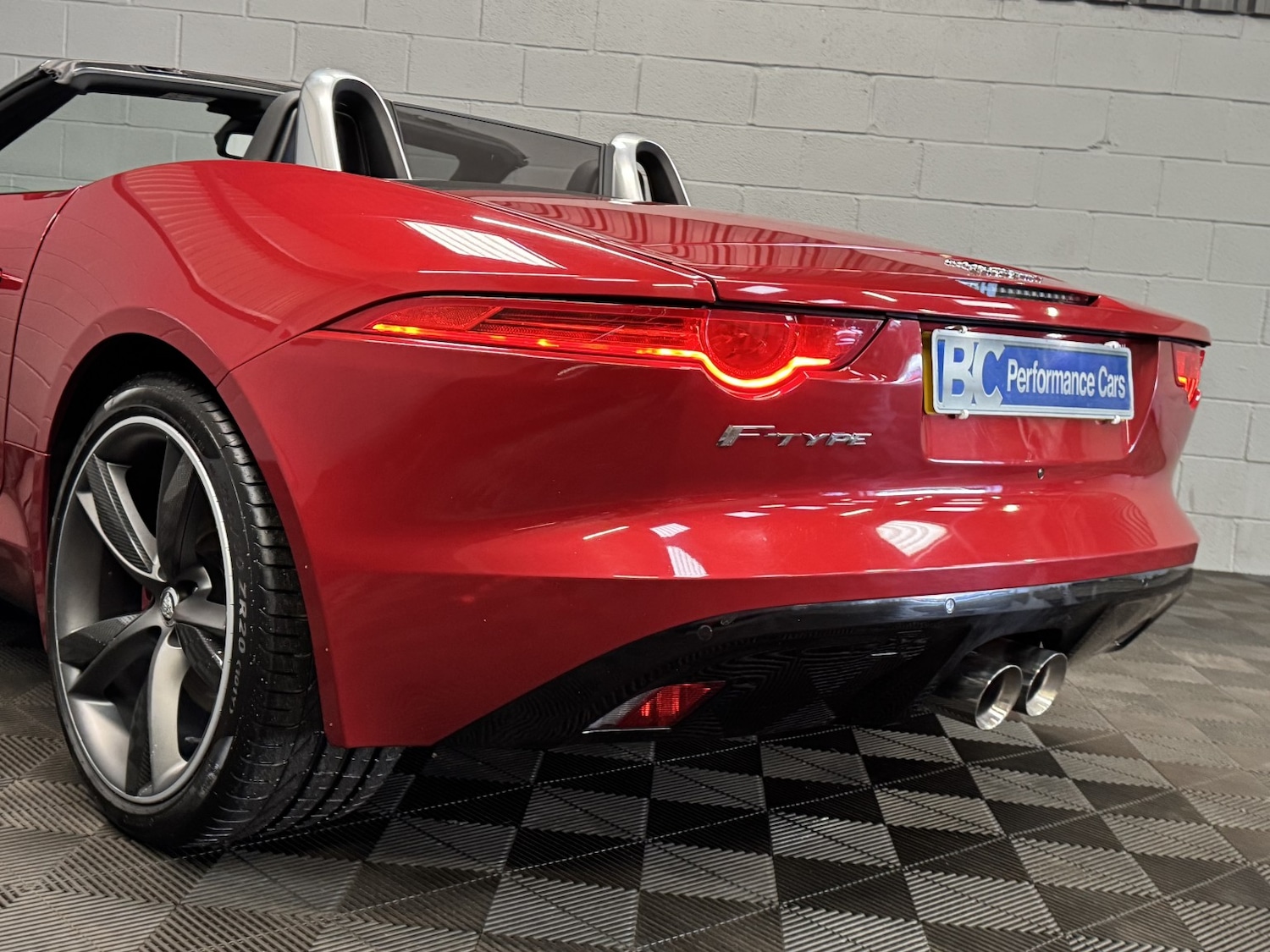 Used Jaguar F-Type 2013 for sale - 77310687: Photo 6