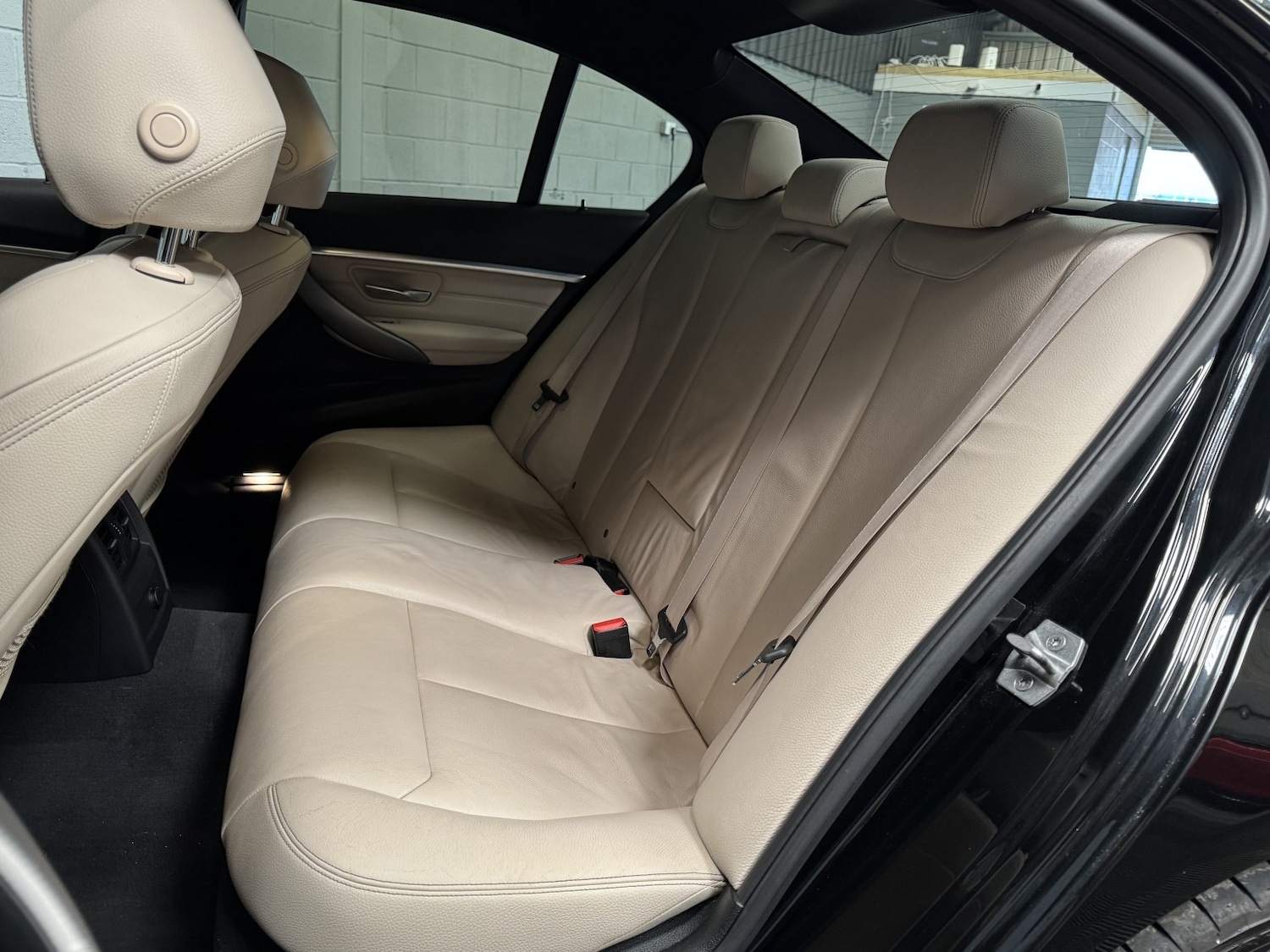 Used BMW 3 Series 2017 for sale - 77836821: Photo 40