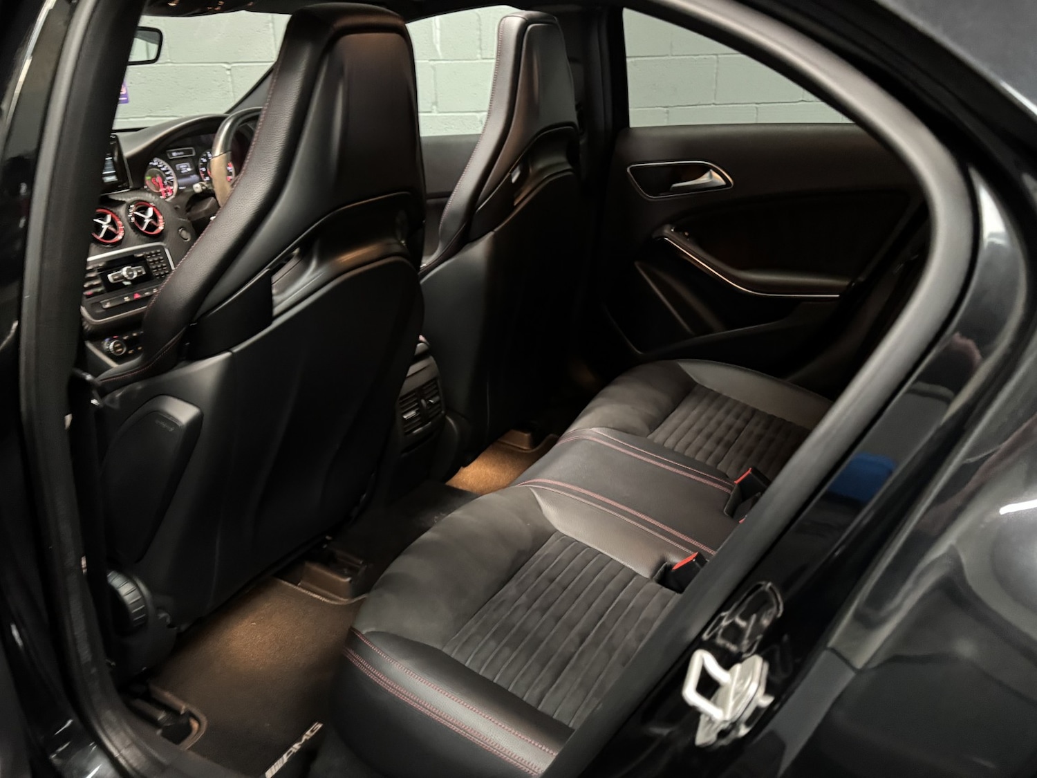 Used Mercedes-Benz A-Class 2014 for sale - 77622384: Photo 34