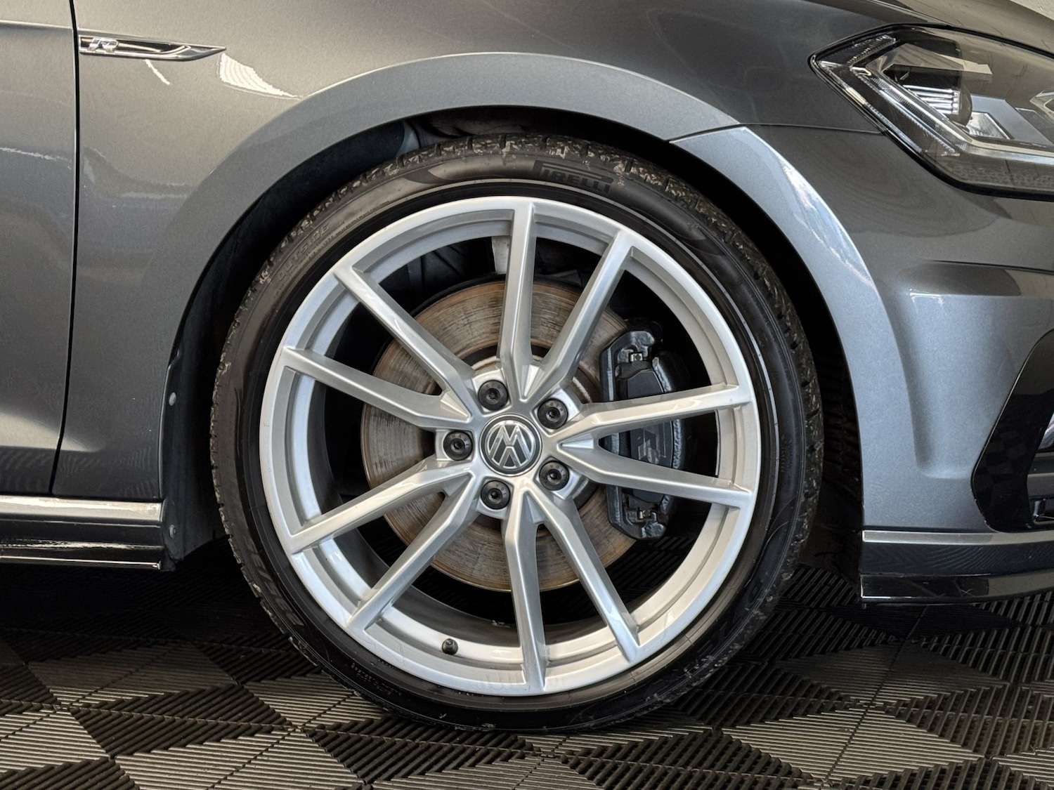 Used Volkswagen Golf 2017 for sale - 77616317: Photo 35