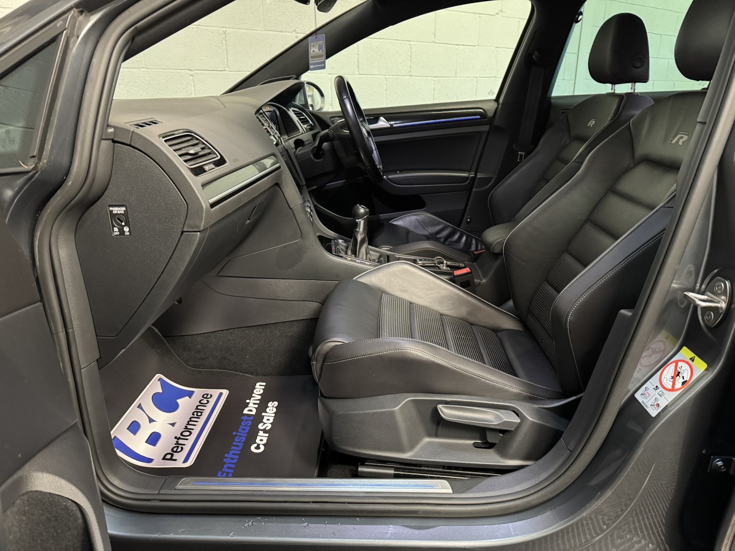 Used Volkswagen Golf 2017 for sale - 77616317: Photo 46