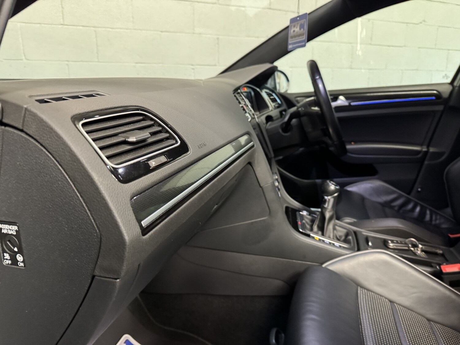 Used Volkswagen Golf 2017 for sale - 77616317: Photo 49