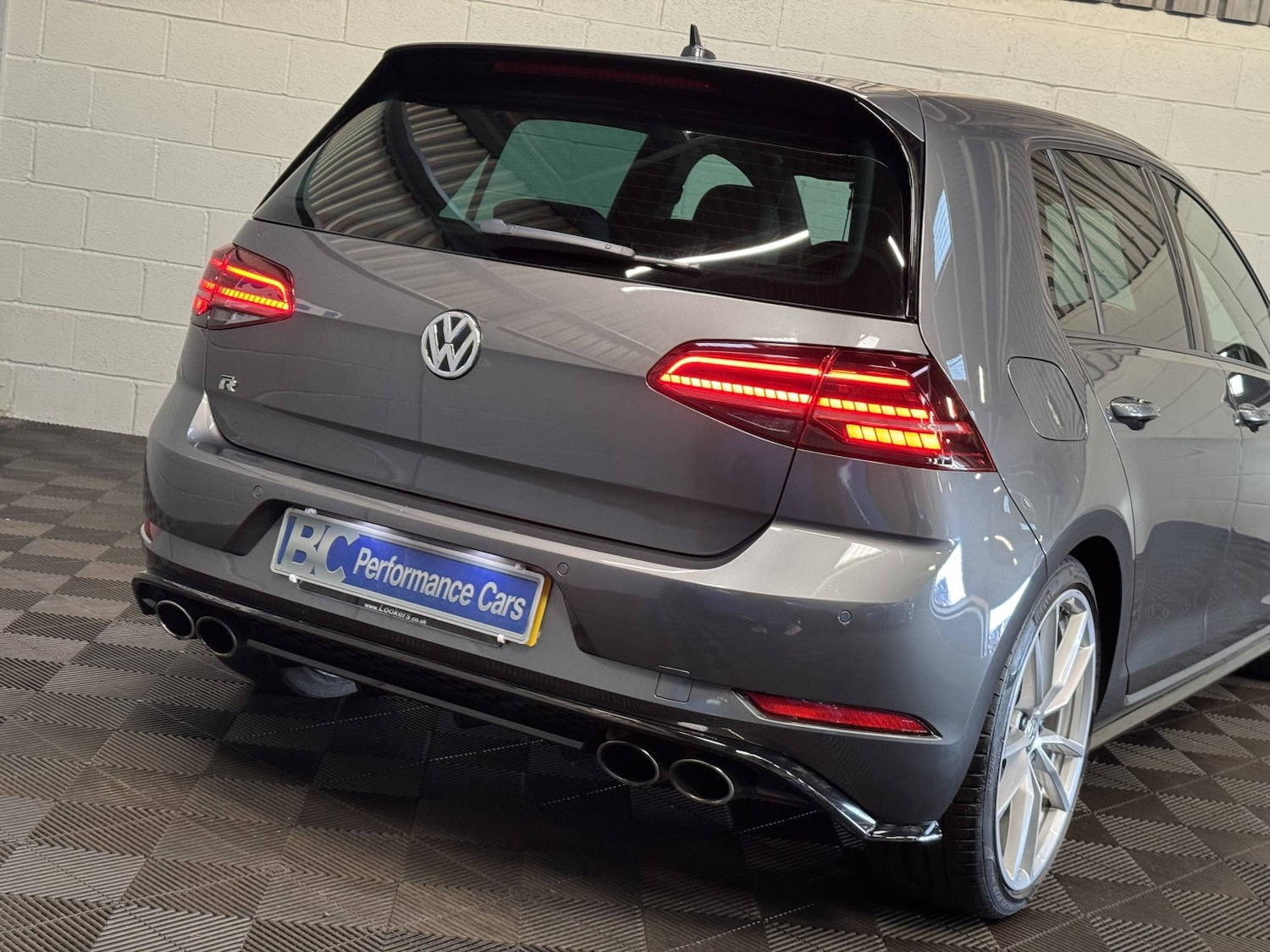 Used Volkswagen Golf 2017 for sale - 77616317: Photo 7