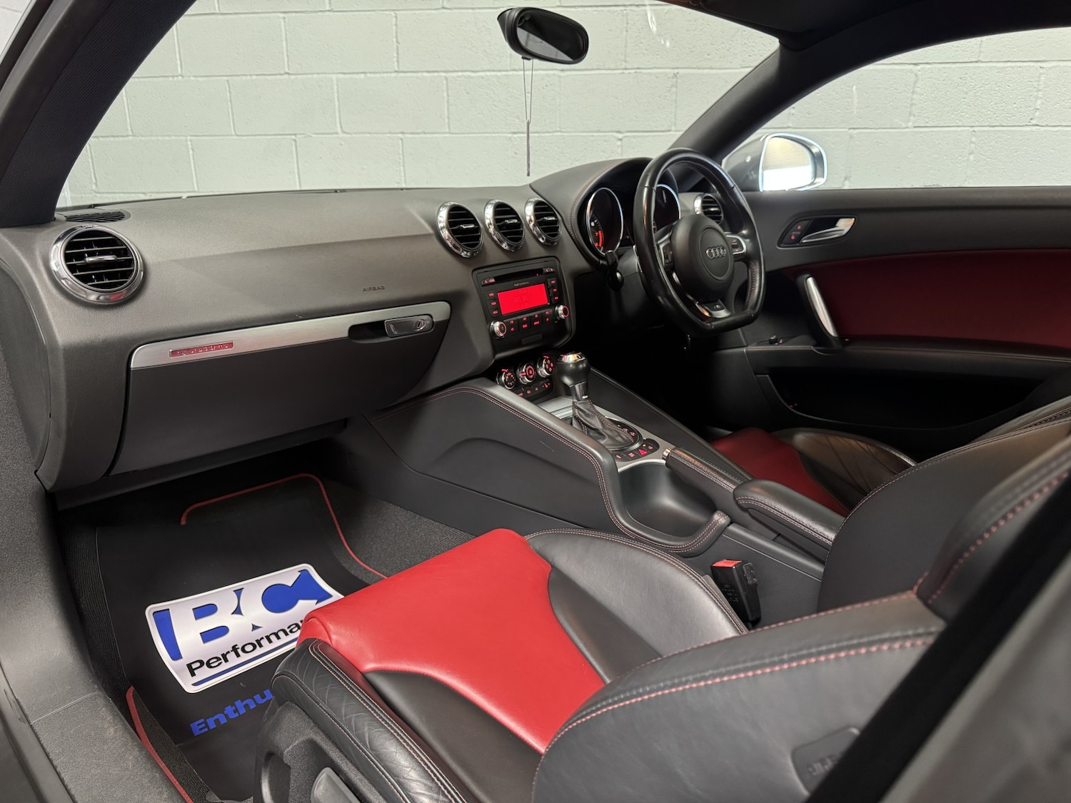 Used Audi TT 2009 for sale - 77921379: Photo 35