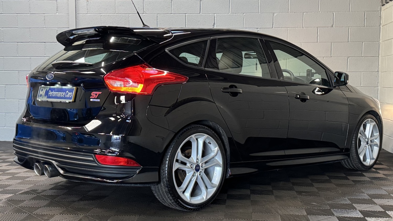 Used Ford Focus 2016 for sale - 76777042: Photo 3