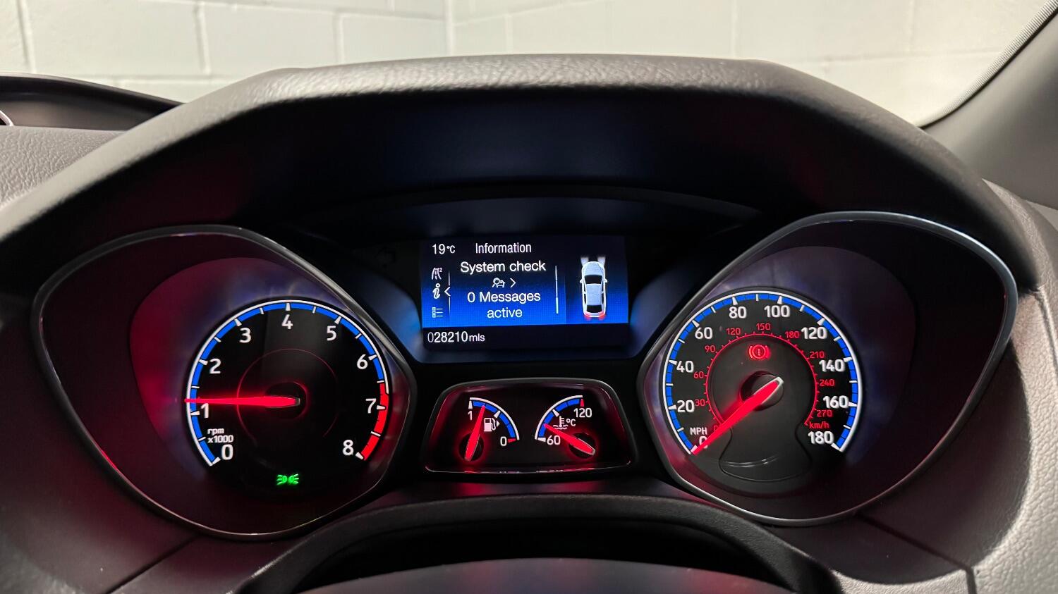 Used Ford Focus 2017 for sale - 76762131: Photo 15