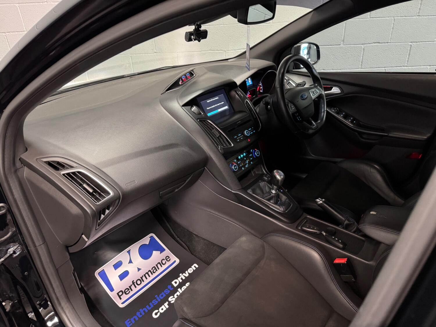 Used Ford Focus 2017 for sale - 76762131: Photo 42