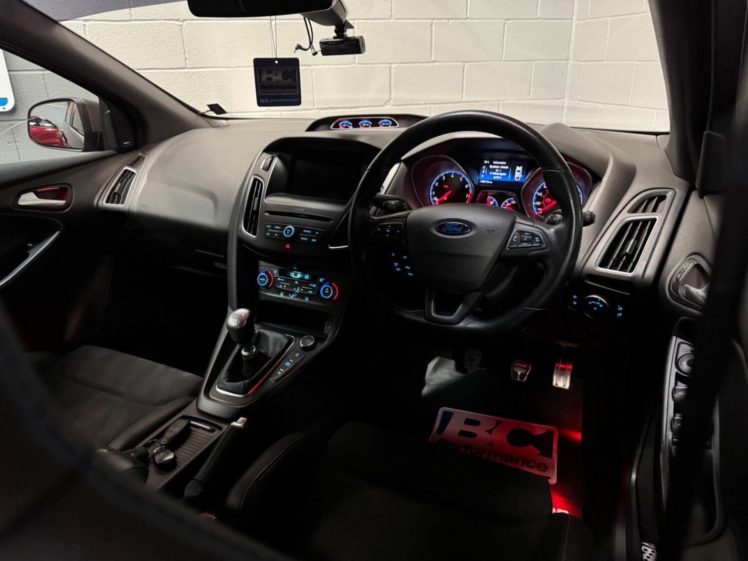 Used Ford Focus 2017 for sale - 76762131: Photo 46