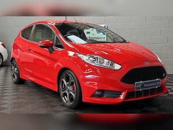 Used Ford Fiesta 2015 for sale - 76476961: Photo