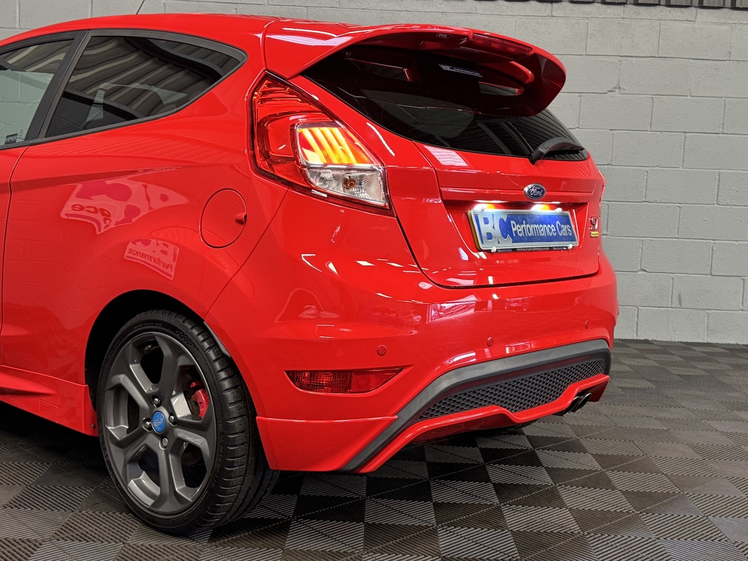 Used Ford Fiesta 2015 for sale - 76476961: Photo 6