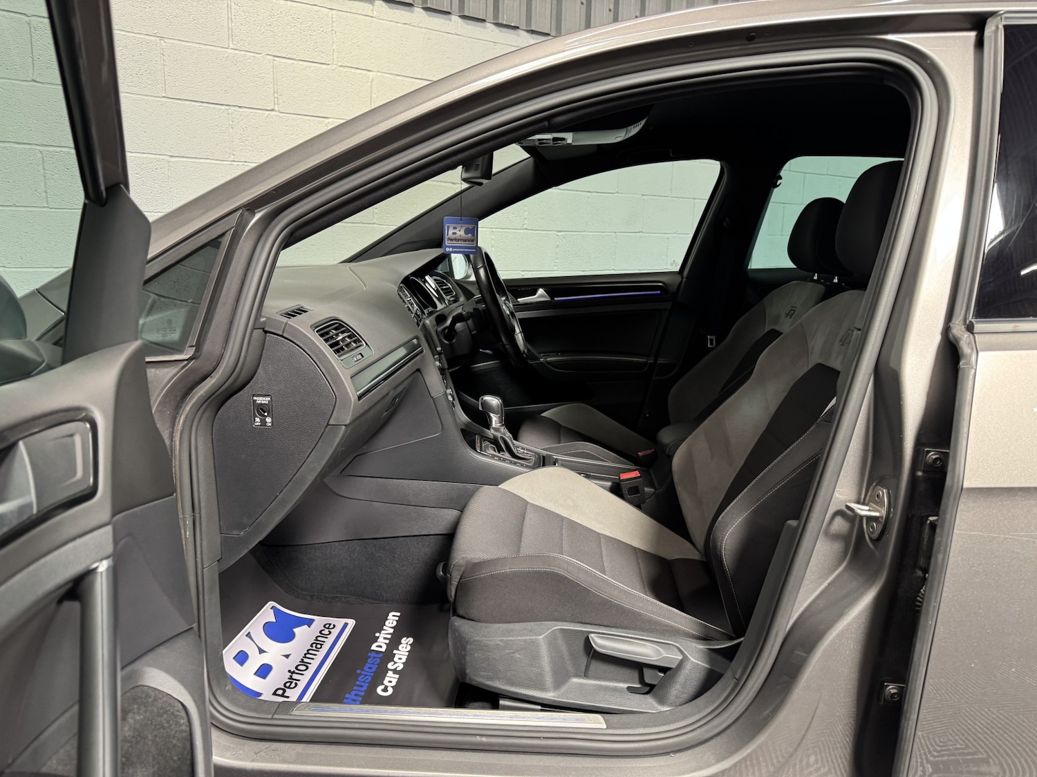 Used Volkswagen Golf 2016 for sale - 78168940: Photo 39