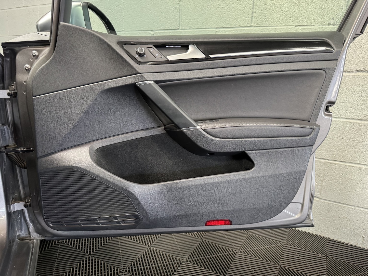 Used Volkswagen Golf 2016 for sale - 78168940: Photo 45