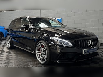 Used Mercedes-Benz C Class 2015 for sale - 77656329: Photo