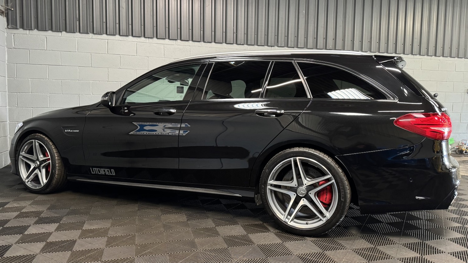 Used Mercedes-Benz C Class 2015 for sale - 77656329: Photo 38