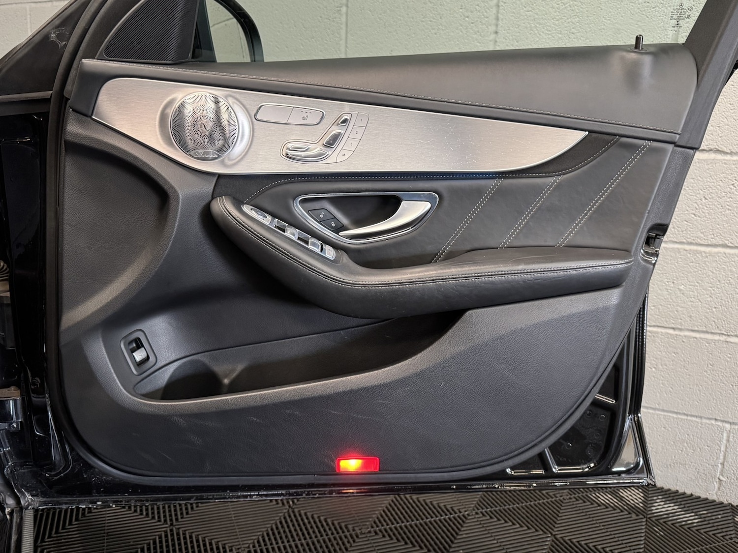 Used Mercedes-Benz C Class 2015 for sale - 77656329: Photo 55