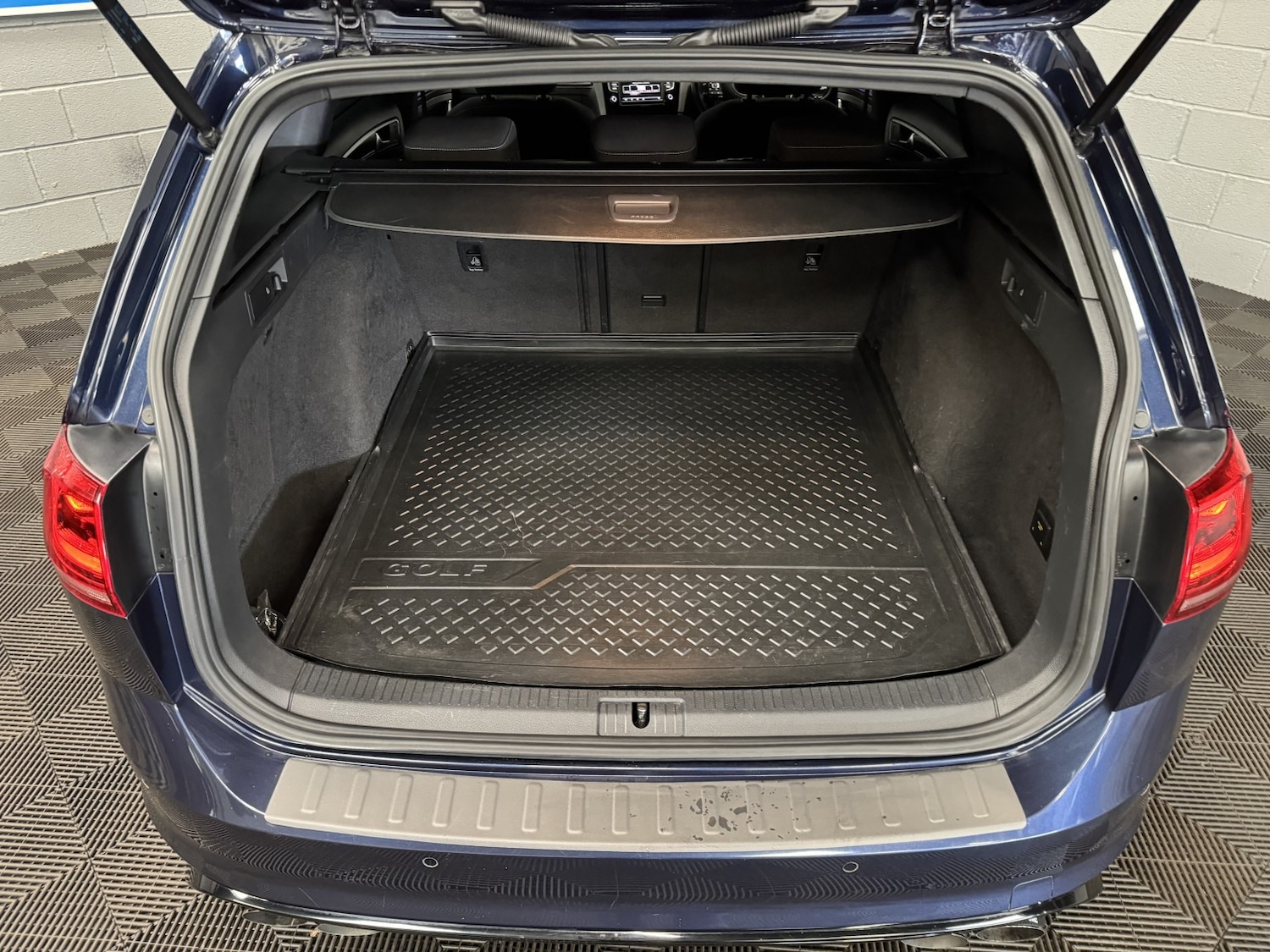 Used Volkswagen Golf 2016 for sale - 77201161: Photo 12