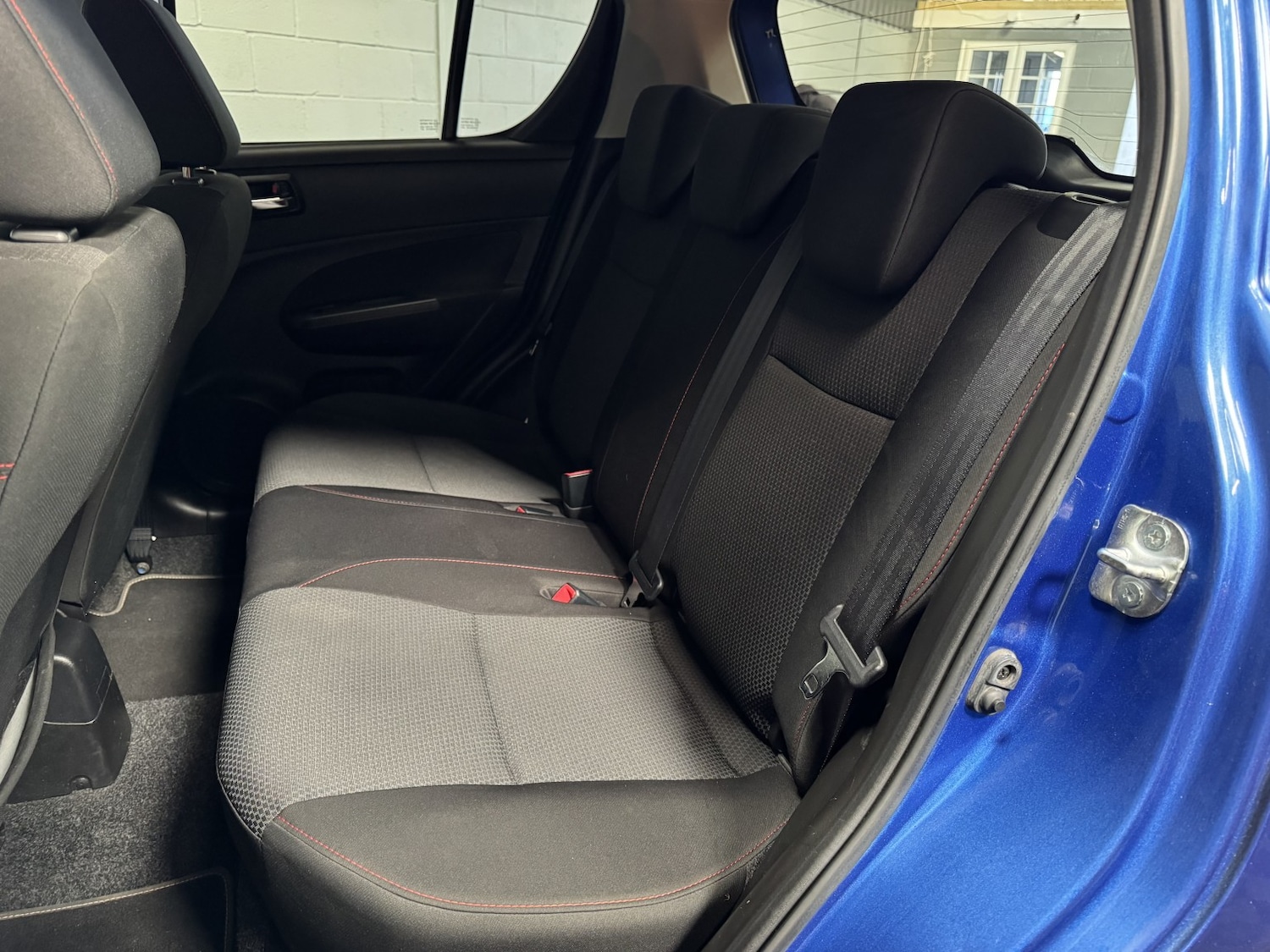 Used Suzuki Swift 2015 for sale - 77953977: Photo 33