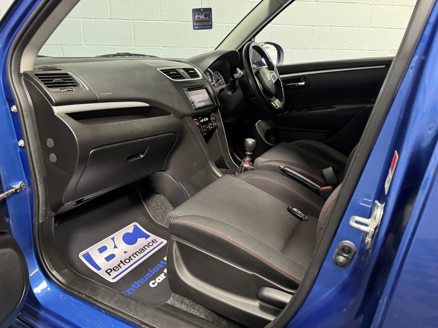 Used Suzuki Swift 2015 for sale - 77953977: Photo 36