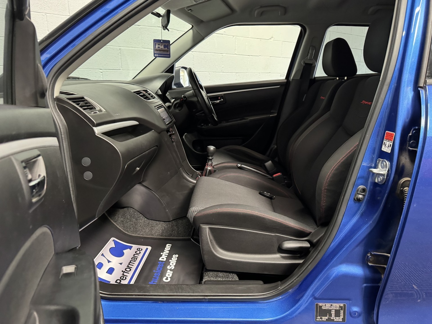 Used Suzuki Swift 2015 for sale - 77953977: Photo 37