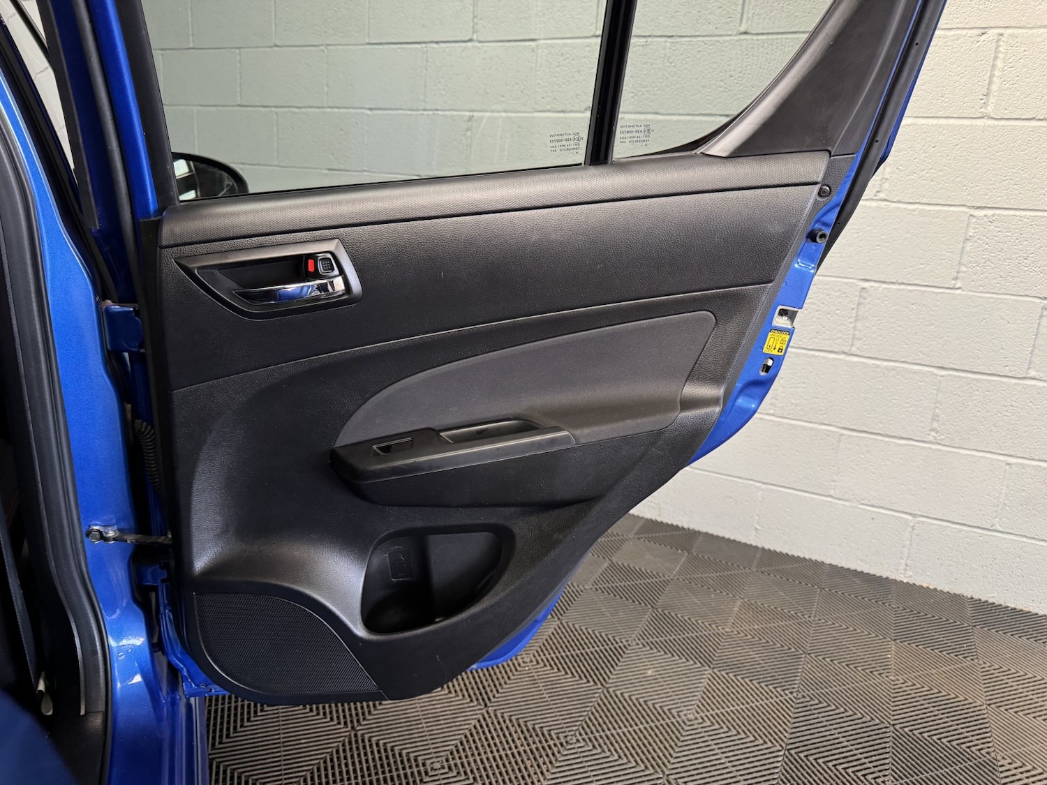 Used Suzuki Swift 2015 for sale - 77953977: Photo 39