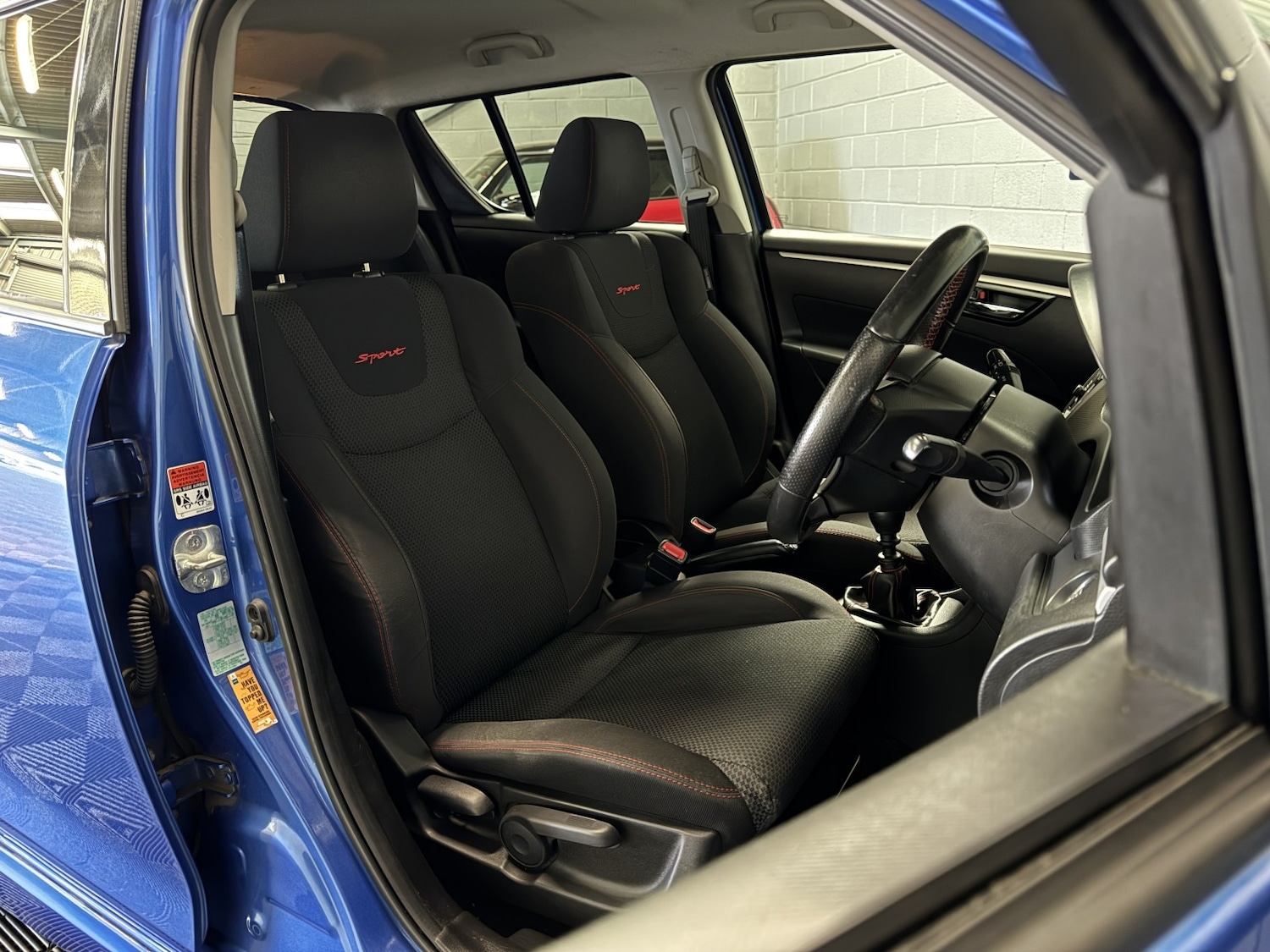 Used Suzuki Swift 2015 for sale - 77953977: Photo 44