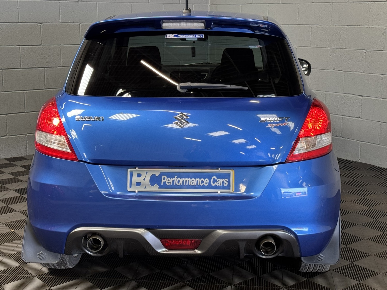 Used Suzuki Swift 2015 for sale - 77953977: Photo 5