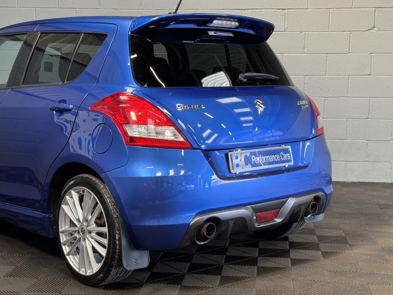 Used Suzuki Swift 2015 for sale - 77953977: Photo 6