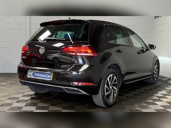 Used Volkswagen Golf 2019 for sale - 79211357: Photo