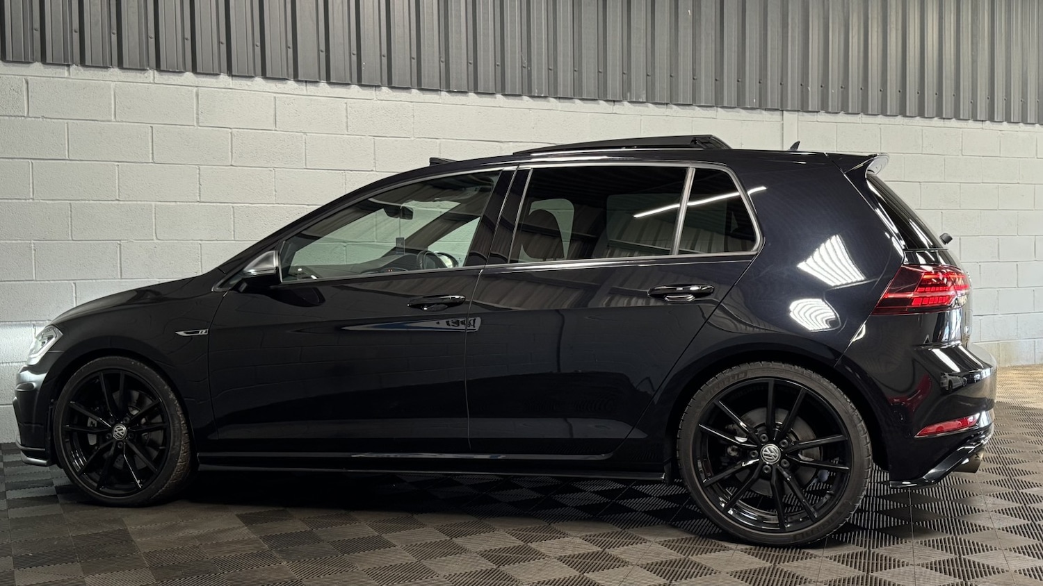 Used Volkswagen Golf 2019 for sale - 78112042: Photo 37