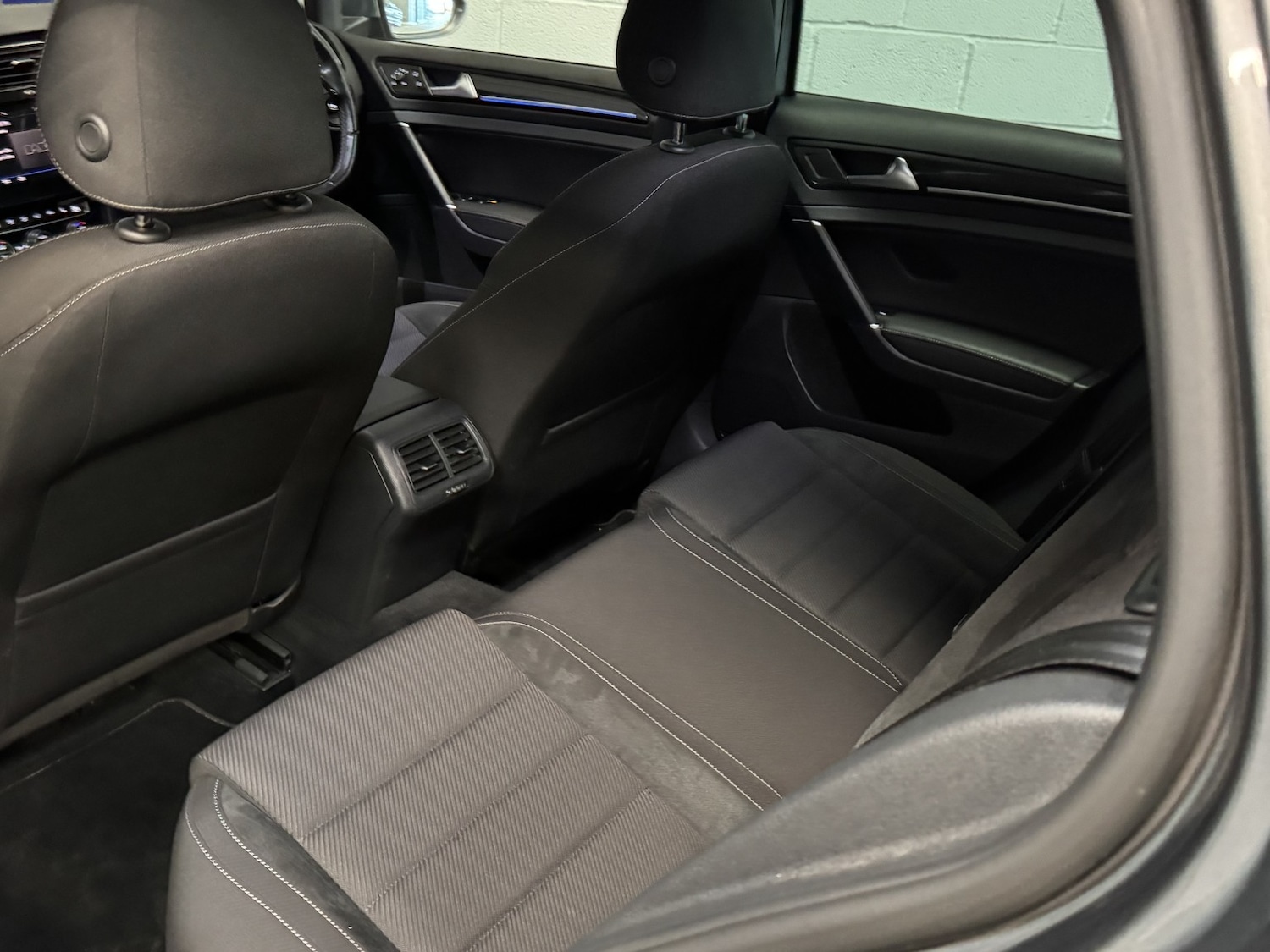 Used Volkswagen Golf 2019 for sale - 77310686: Photo 10