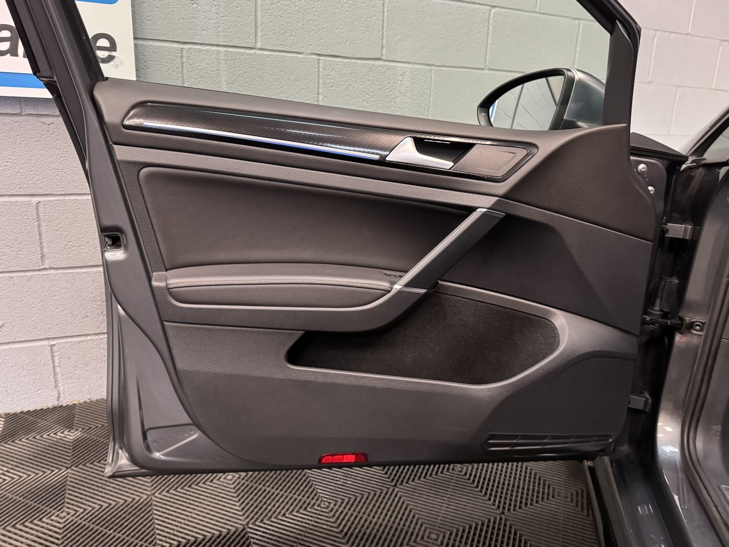 Used Volkswagen Golf 2019 for sale - 77310686: Photo 41