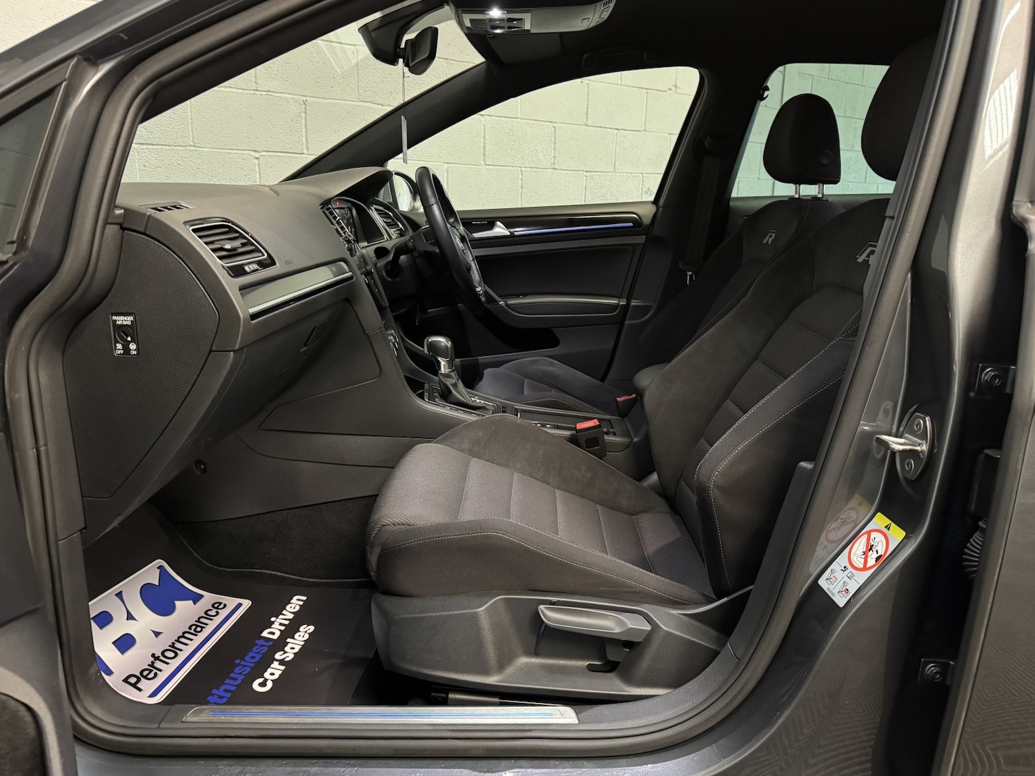 Used Volkswagen Golf 2019 for sale - 77310686: Photo 43