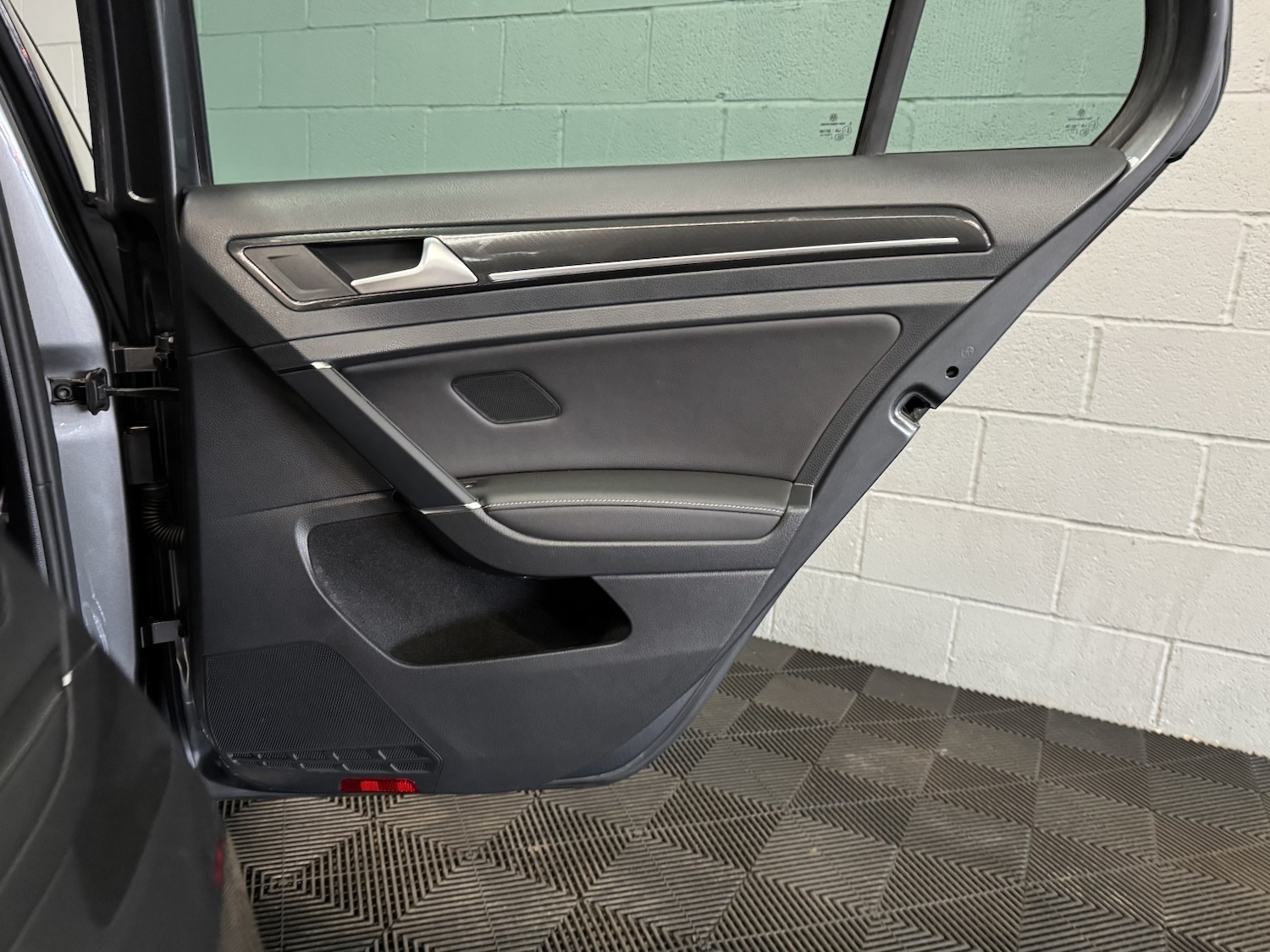 Used Volkswagen Golf 2019 for sale - 77310686: Photo 45