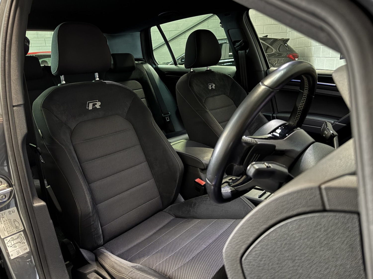 Used Volkswagen Golf 2019 for sale - 77310686: Photo 51