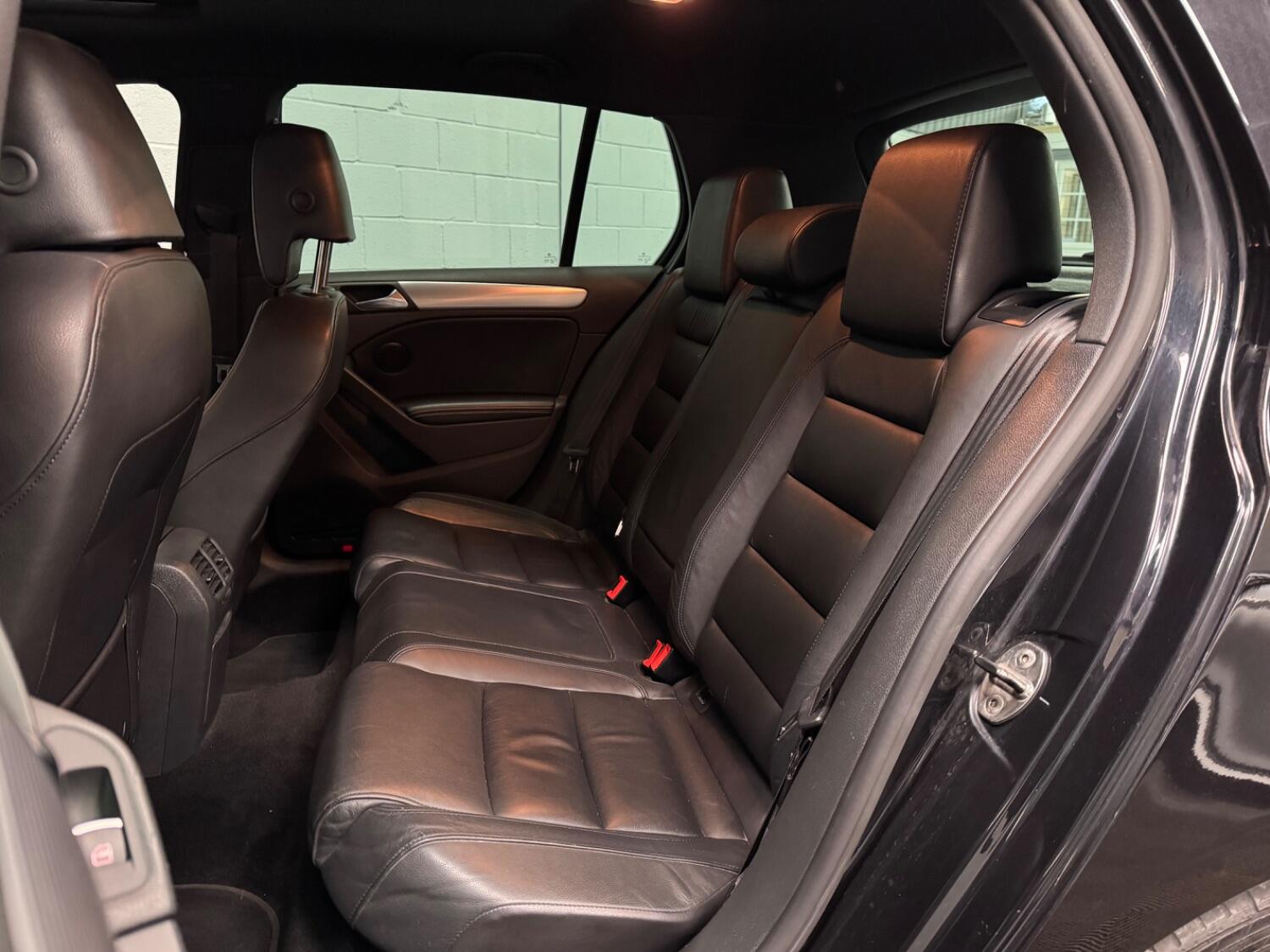 Used Volkswagen Golf 2010 for sale - 77687715: Photo 11