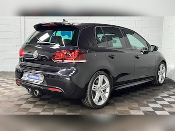 Used Volkswagen Golf 2010 for sale - 77687715: Photo