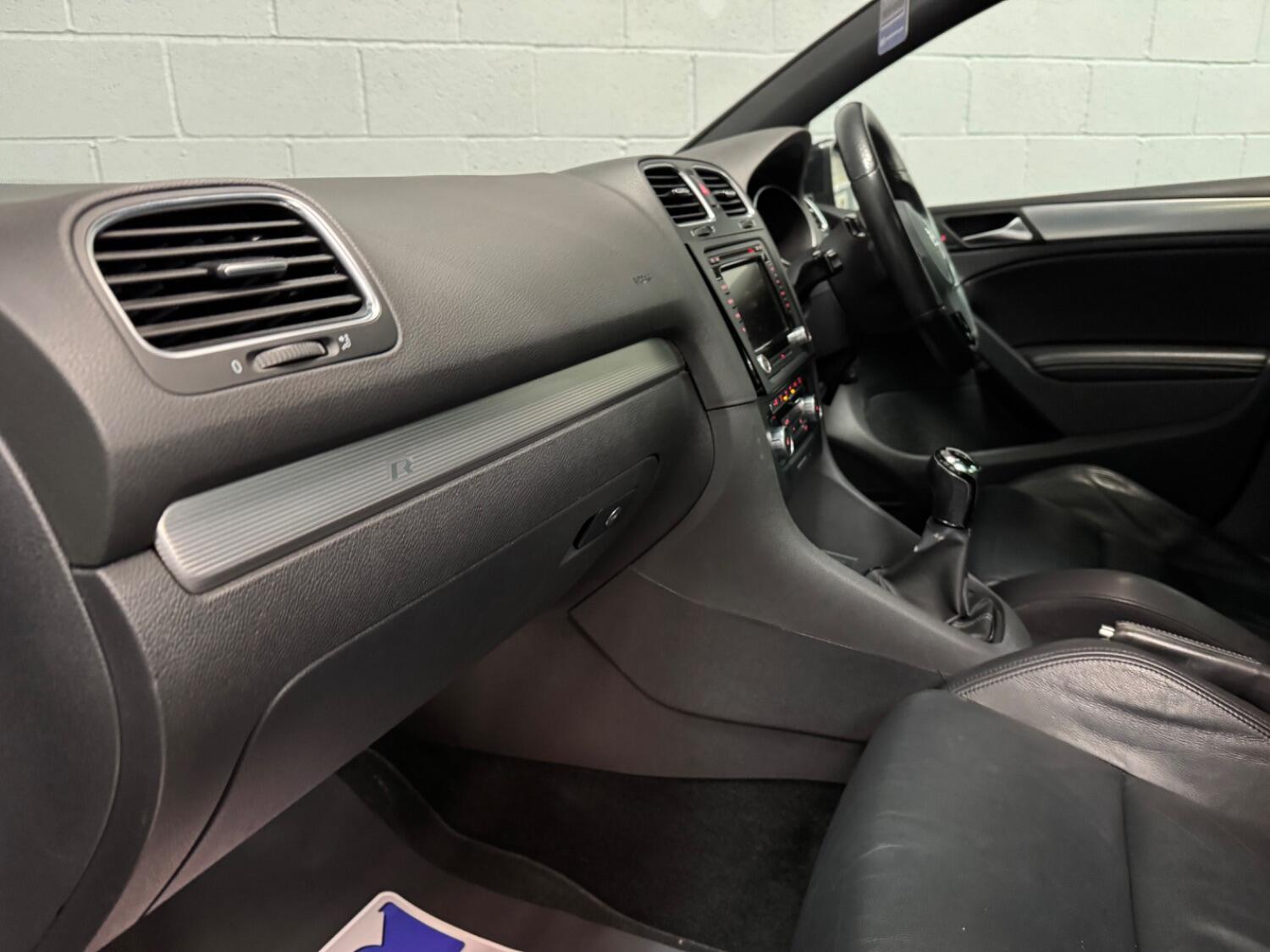 Used Volkswagen Golf 2010 for sale - 77687715: Photo 50