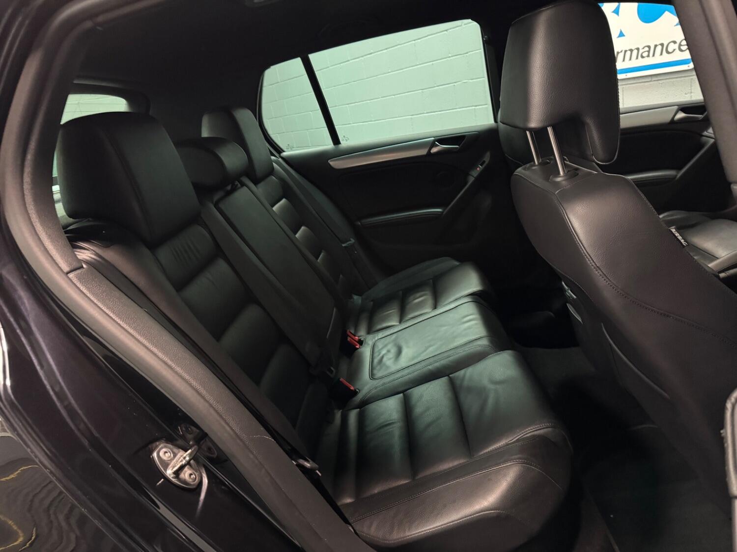 Used Volkswagen Golf 2010 for sale - 77687715: Photo 52