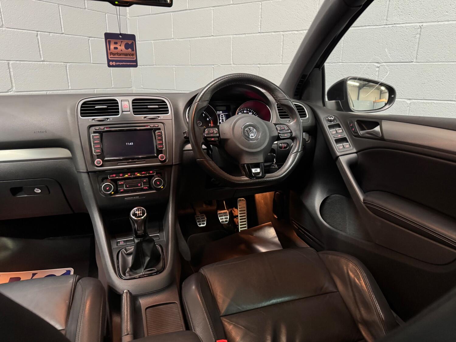 Used Volkswagen Golf 2010 for sale - 77687715: Photo 7