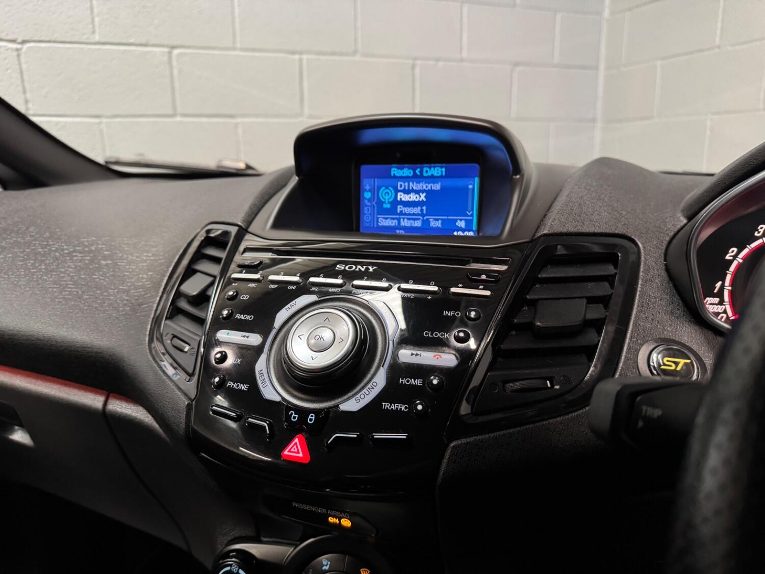 Used Ford Fiesta 2016 for sale - 76149252: Photo 13