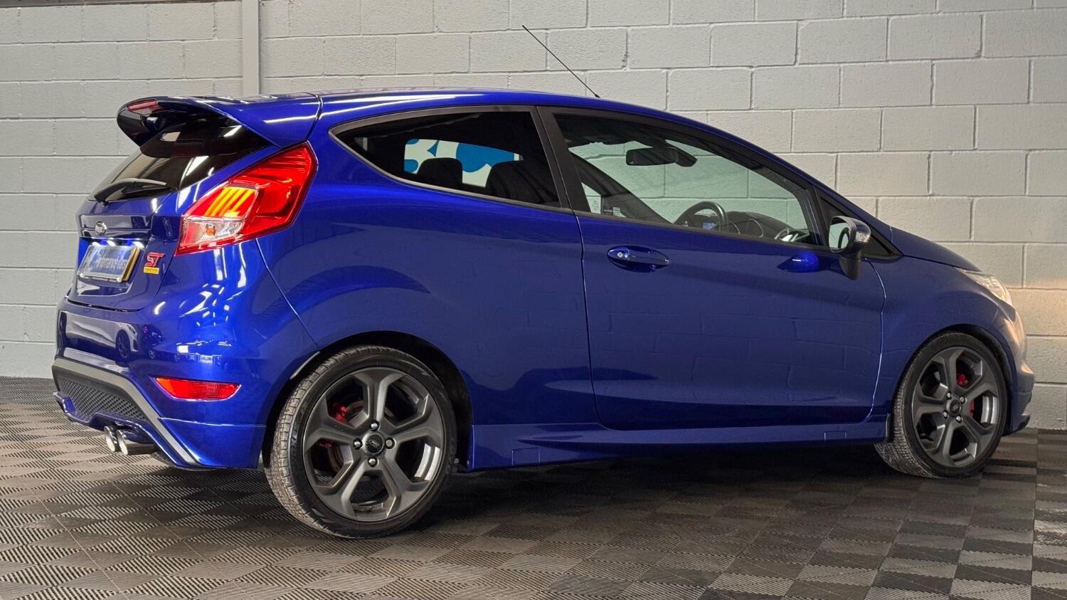 Used Ford Fiesta 2016 for sale - 76149252: Photo 24