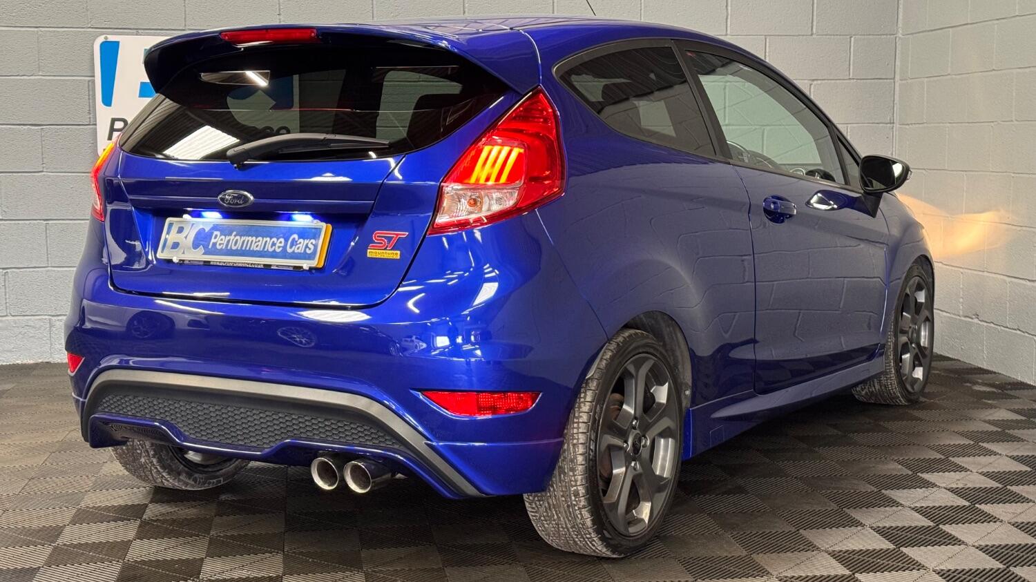 Used Ford Fiesta 2016 for sale - 76149252: Photo 3