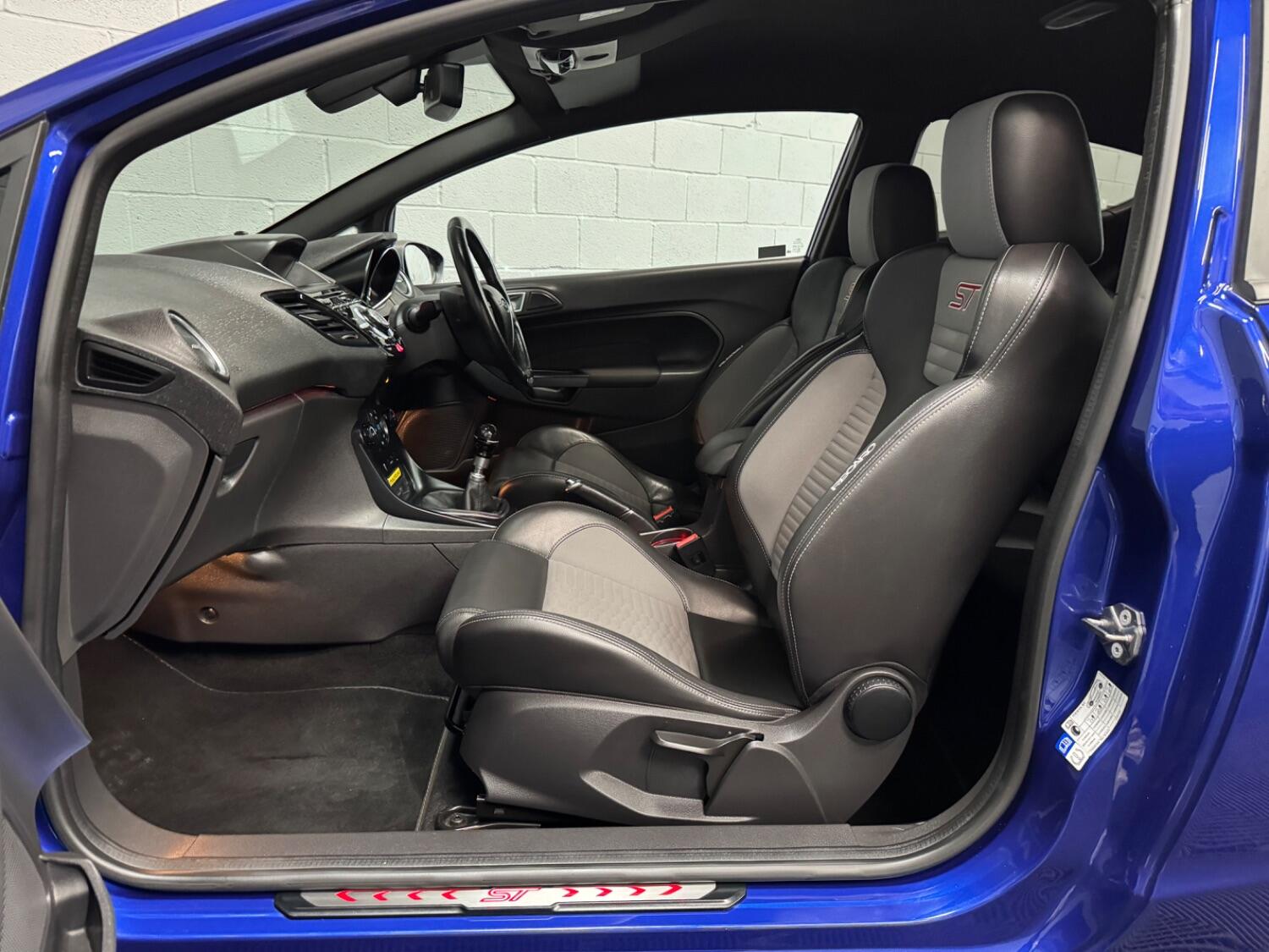 Used Ford Fiesta 2016 for sale - 76149252: Photo 40