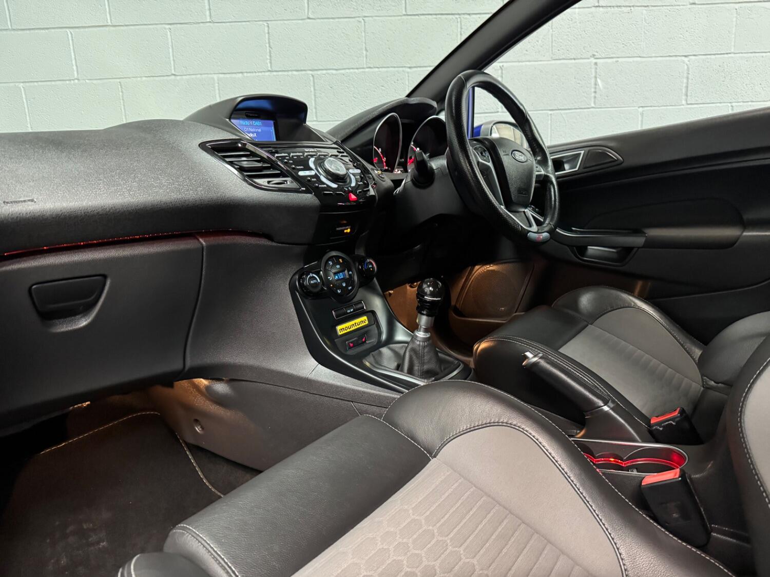 Used Ford Fiesta 2016 for sale - 76149252: Photo 41
