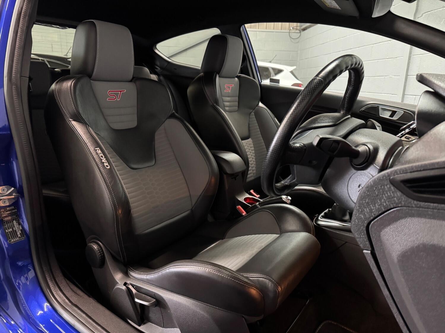 Used Ford Fiesta 2016 for sale - 76149252: Photo 46