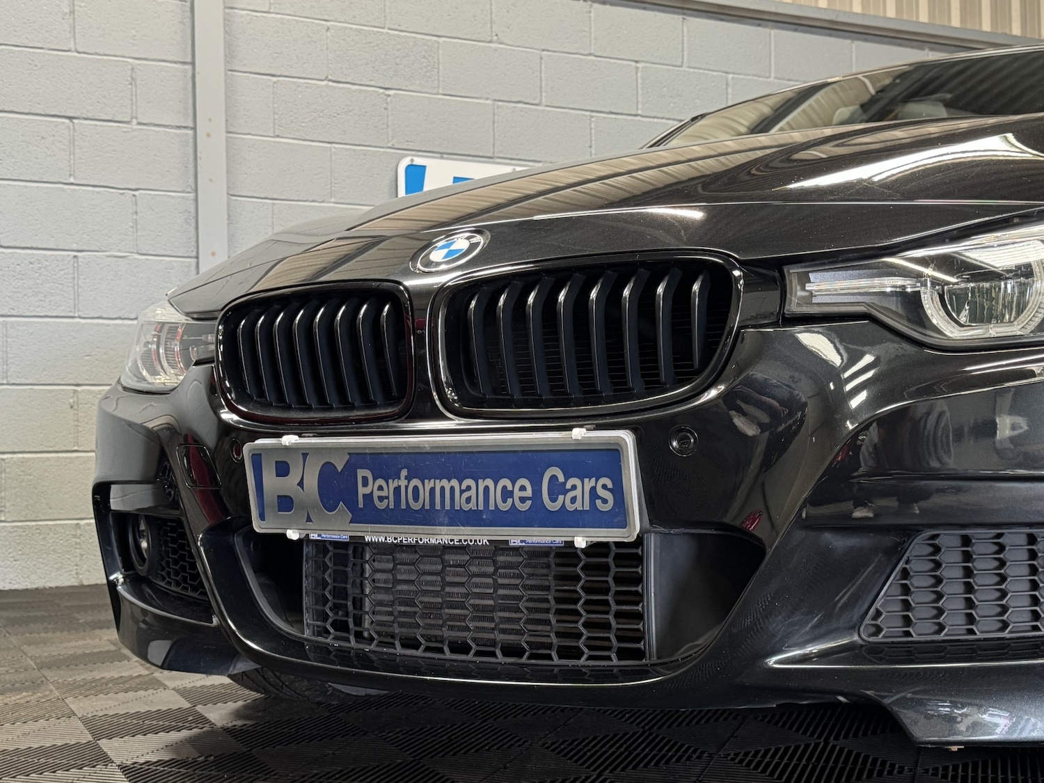 Used BMW 3 Series 2017 for sale - 77997290: Photo 27