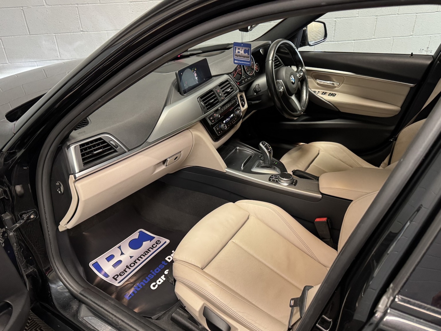 Used BMW 3 Series 2017 for sale - 77997290: Photo 43