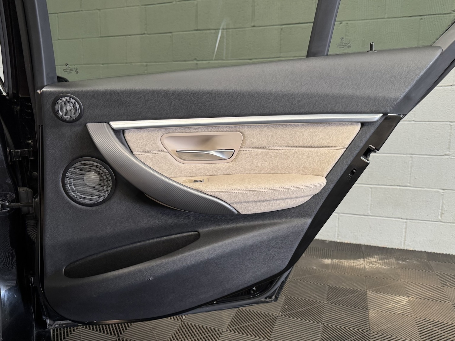 Used BMW 3 Series 2017 for sale - 77997290: Photo 49